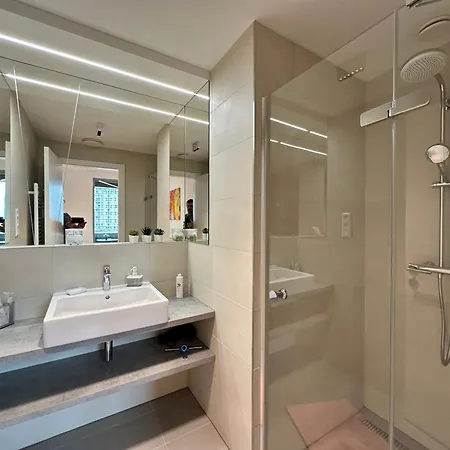 公寓 Sky1 Modern Aptm With Rooftop View 30 Floor 布拉迪斯拉发