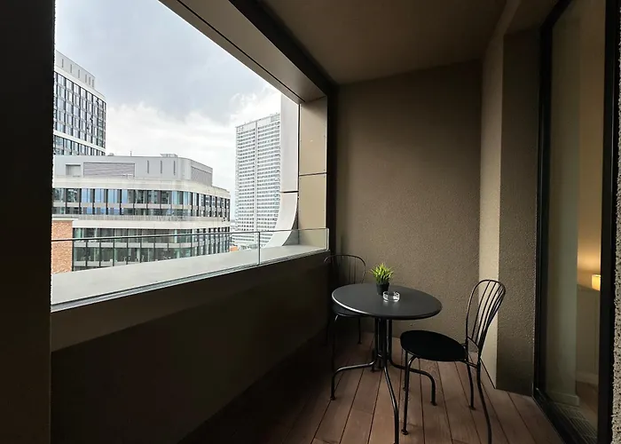 Апартаменты Sky1 Modern Aptm With Rooftop View 30 Floor