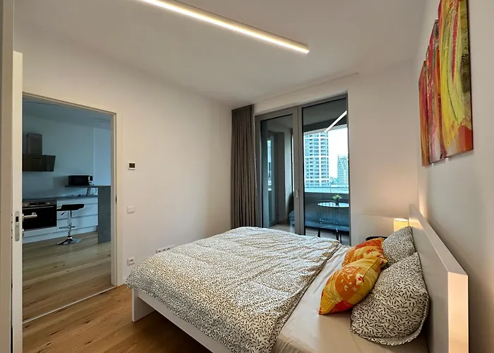 Sky1 Modern Aptm With Rooftop View 30 Floor Апартаменты *